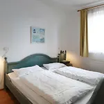 Weisses Rössl Wellenreiter * Binz