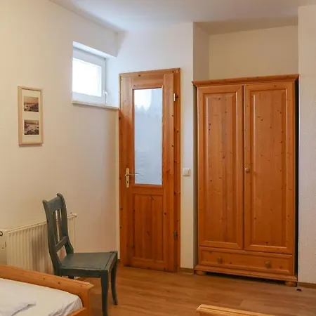 Appartement Weisses Roessl Wellenreiter Binz