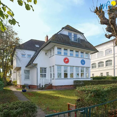Weisses Rössl Wellenreiter * Binz